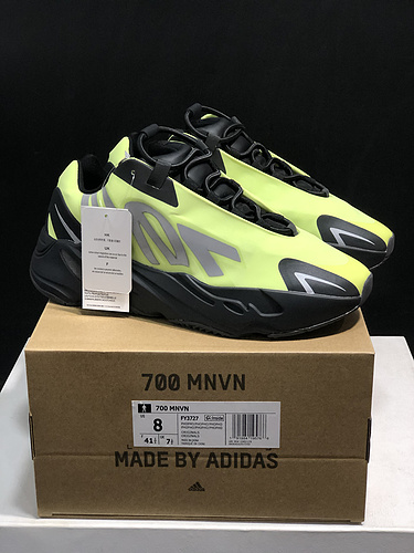 Adidas Yeezy Boost 700 mnvn _Phosphor_ black and green 3M reflective effect men_s and women_s shoes 36-46 yards have half yards_-dd25edbc